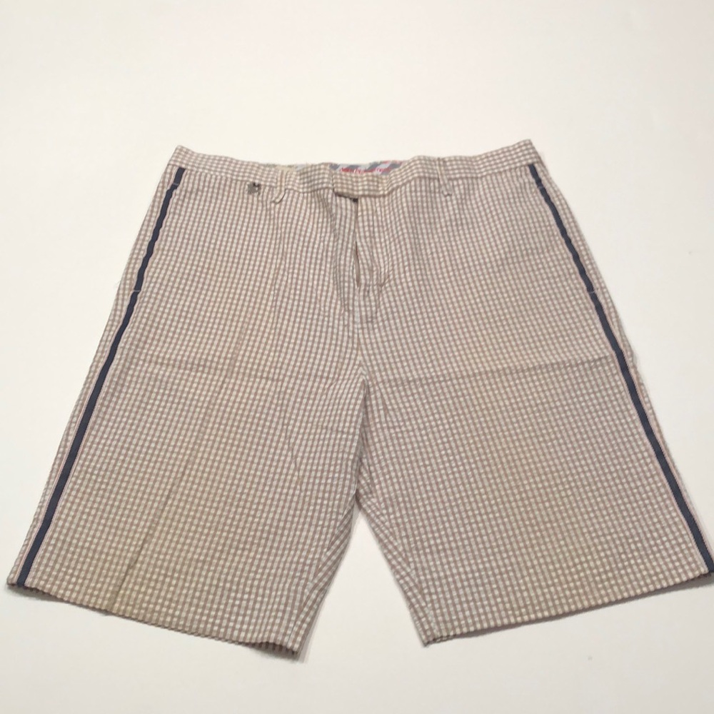 Men’s Modern Amusement Plaid Shorts